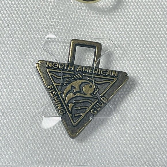 VINTAGE NOS North America Fishing Brass Small Jumpin Fish Tag Key Tab - Picture 2 of 7